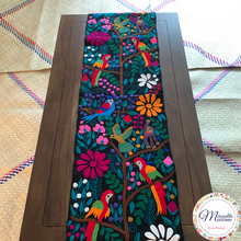 Load image into Gallery viewer, Table Runner