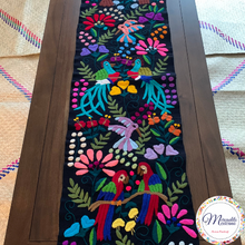 Load image into Gallery viewer, Table Runner