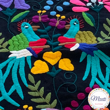 Load image into Gallery viewer, Table Runner