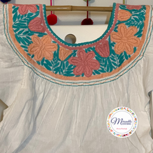 Load image into Gallery viewer, Amatenango Blouse