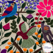 Load image into Gallery viewer, Table Runner