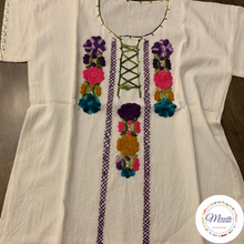 Load image into Gallery viewer, Flowered White Blouse