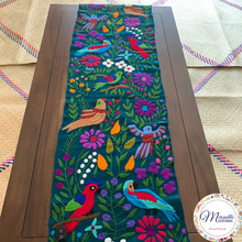 Load image into Gallery viewer, Table Runner