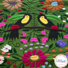 Load image into Gallery viewer, Table Runner