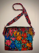 Load image into Gallery viewer, Mexican Floral Embroidery Bags
