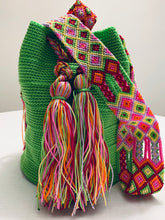 Cargar imagen en el visor de la galería, Mexican Woven Thread Bag
